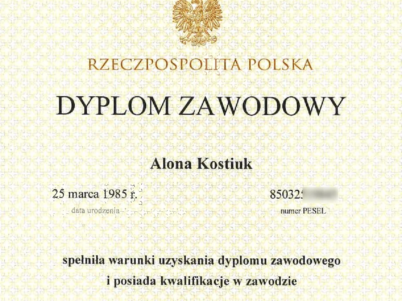 Dyplom zawodowy — technik administracji